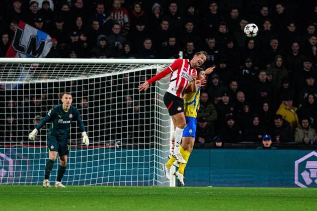 EINDHOVEN, NETHERLAND - 27 NOVEMBER, 2024: The UEFA Champions League football match between PSV - FC Shakhtar Donetsk at Philips Arena  Copyright: xVitaliixKliuievx