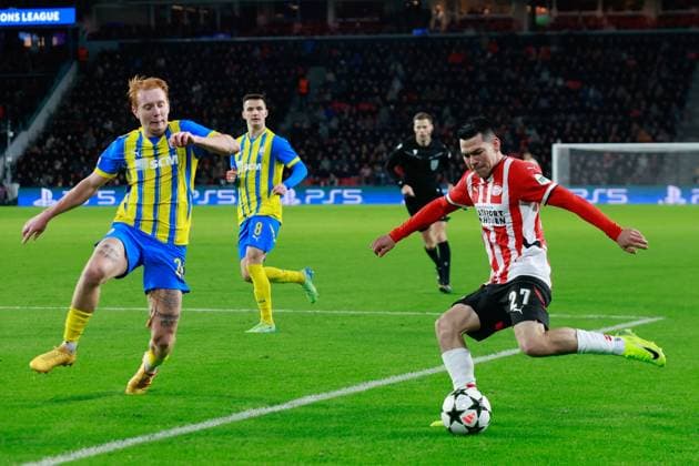 EINDHOVEN, 27-11-2024, Philips Stadium, UEFA Champions League season 2024 25, match between PSV and Sjachtar Donetsk, PSV player Hirving Lozano PSV - Sjachtar Donetsk  x26840003x Copyright:
