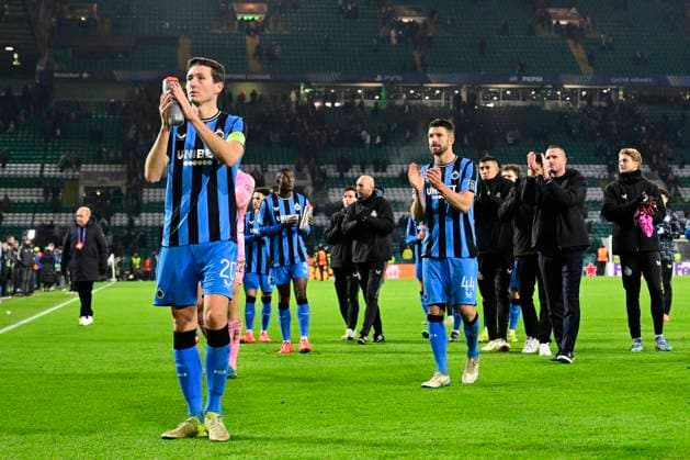 Celtic v Club Brugge - UEFA Champions League GLASGOW, SCOTLAND - NOVEMBER 27 : Vanaken Hans midfielder of Club Brugge and team mates greeting the fans despite the tie during the UEFA Champions League phase matchday 5 between Celtic and Club Brugge on November 27, 2024 in Glasgow, Scotland, 27 11 2024 Glasgow Scotland  Copyright: xPeterxDexVoechtx
