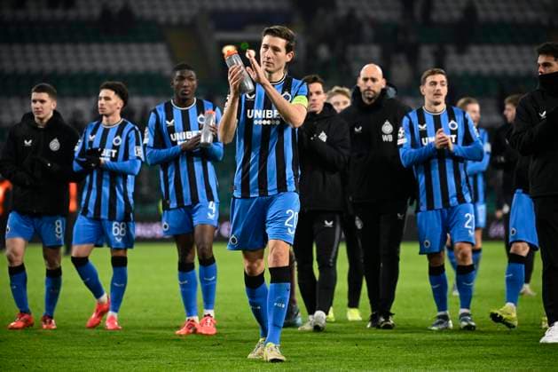 Celtic v Club Brugge - UEFA Champions League GLASGOW, SCOTLAND - NOVEMBER 27 : Vanaken Hans midfielder of Club Brugge greeting the fans despite the tie during the UEFA Champions League phase matchday 5 between Celtic and Club Brugge on November 27, 2024 in Glasgow, Scotland, 27 11 2024 Glasgow Scotland  Copyright: xPeterxDexVoechtx