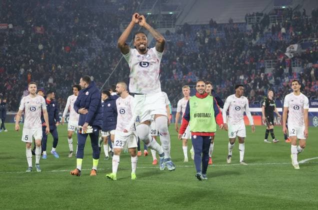 Lille s Alexsandro celebrates at the end of the Uefa Champions League soccer match between Bologna f.c. and Losc Lille at the Dall Ara Stadium, Bologna, northern Italy, Wednesday, November 27, 2024. - Soccer - (Photo Michele Nucci - LaPresse)  Copyright: xMichelexNucci LaPressex