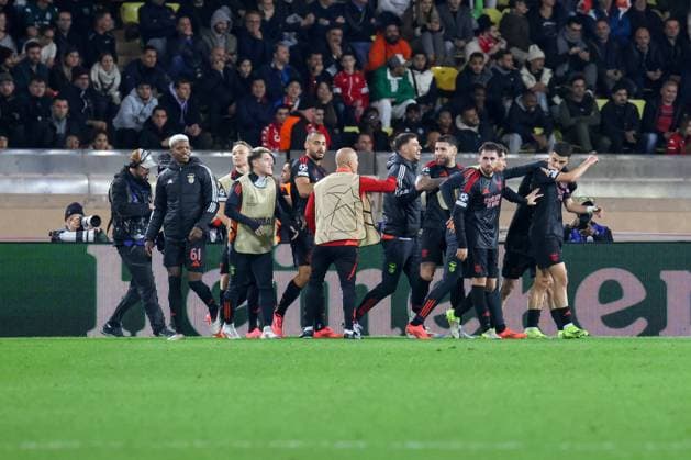 CALCIO - UEFA Champions League - Monaco vs Benfica Benfica players celebrate winning goal during Monaco vs Benfica, UEFA Champions League football match in Monaco, PrincPhoto by IPA ABACAPRESS.COMlity of Monaco, November 27 2024 Monaco  Copyright: xIPAxSport ABACAx