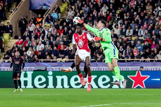 CALCIO - UEFA Champions League - Monaco vs Benfica Radoslaw Majecki ( 1 - AS Monaco) in action during Monaco vs Benfica, UEFA Champions League football match in Monaco, PrincPhoto by IPA ABACAPRESS.COMlity of Monaco, November 27 2024 Monaco  Copyright: xIPAxSport ABACAx