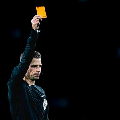 Referee Urs Schnyder during the match PSV Shakhtar at the Philips stadium for the UEFA Champions League phase Matchday 5 season 2024 2025 in EINDHOVEN, Netherlands on 27 november 2024, photo by Marcel van Dorst EYE4images DeFodi Images Defodi 746 202089 Defodi-746