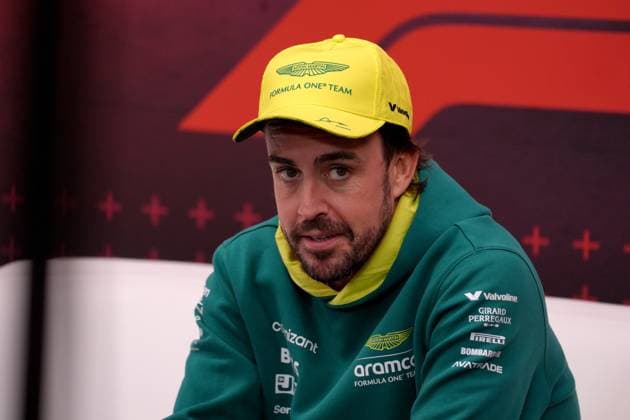 28 11 2024, Losail International Circuit, Doha, Formula 1 Qatar Airways Qatar Grand Prix 2024 ,in the picture Fernando Alonso ESP , Aston Martin Aramco Cognizant Formula One Team Photo by Hasan Bratic DeFodi Images Defodi 506 20241128 hbr 0598
