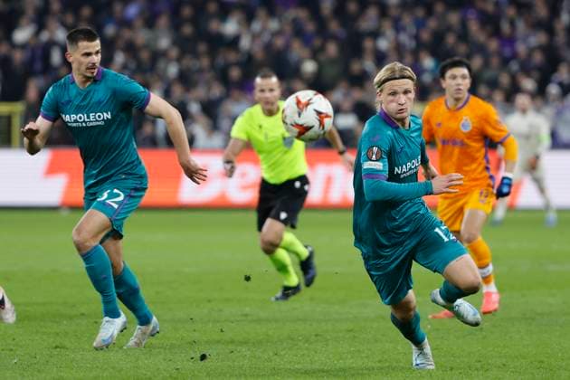RSC Anderlecht v FC Porto - UEFA Europa League ANDERLECHT, BELGIUM - NOVEMBER 28 : Dendoncker Leander defender of RSC Anderlecht and Dolberg Kasper forward of RSC Anderlecht during the UEFA Europa League 2024 25 League Phase MD5 match between RSC Anderlecht and FC Porto on November 28, 2024 in Anderlecht, Belgium, 28 11 2024 Anderlecht Belgium  Copyright: xJanxDexMeuleneirx