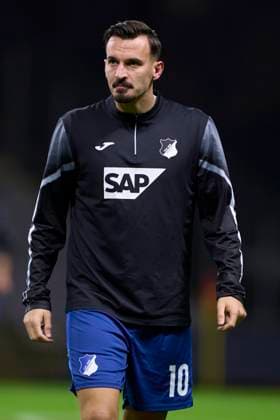 SC Braga V TSG 1899 Hoffenheim - UEFA Europa League 2024 25 League Phase MD5 Mergim Berisha of TSG 1899 Hoffenheim warms up before the UEFA Europa League match between SC Braga and TSG 1899 Hoffenheim at Estadio Municipal de Braga in Braga, Portugal, on November 28, 2024. Braga, Portugal Portugal  Copyright: xJosexManuelxAlvarezxReyx originalFilename:alvarezrey-notitle241128_npSSl.jpg