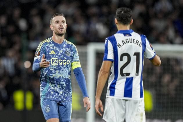SAN SEBASTIAN, 28-11-2024 , Reale Arena , football, UEFA Europa League, season 2024 2025, Match between Real Sociedad and Ajax , Ajax player Jordan Henderson and Real Sociedad player Nayef Aguerd Real Sociedad - Ajax  x26847373x Copyright: