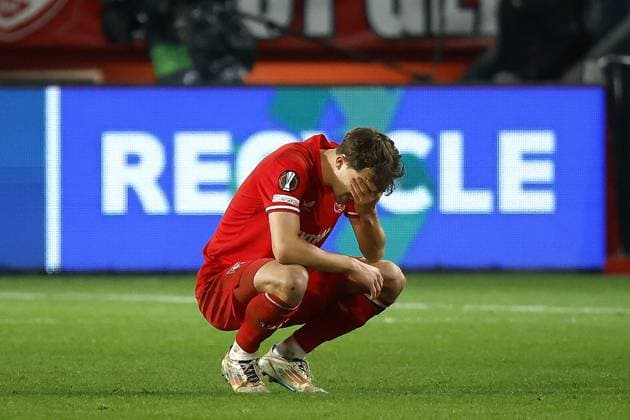 ENSCHEDE - Bas Kuipers of FC Twente after the UEFA Europa League match between FC Twente and Royale Union Saint Gilloise at Stadion De Grolsch Veste on Nov. 28, 2024 in Enschede, Netherlands. ANP VINCENT JANNINK UEFA Europa League 2024 25 League Phase MD5 2024 25 xVIxANPxSportx xxANPxIVx 514474880 originalFilename: 514474880.jpg
