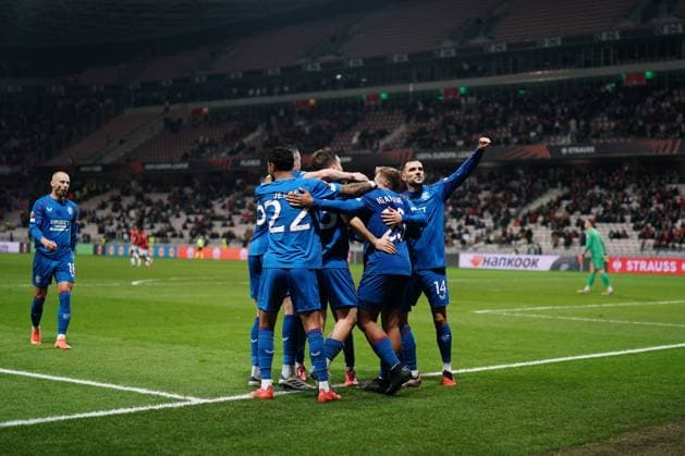 Hamza Igamane of Rangers is congratulated after he puts his side 3-0 ahead Nice v Rangers, UEFA Europa League, Group Stage, Football, Allianz Riviera, Nice, France - 28 Nov 2024 EDITORIAL USE ONLY No use with unauthorised audio, video, data, fixture lists, club league logos or live services. Online in-match use limited to 120 images, no video emulation. No use in betting, games or single club league player publications. Copyright: xDavexWinter Shutterstockx 14945054jp