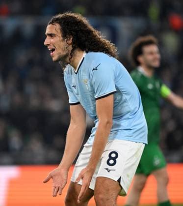 (241129) -- ROME, Nov. 29, 2024 -- Lazio s Matteo Guendouzi reacts during the league phase match between Lazio and Ludogorets at the UEFA Europa League in Rome, Italy, Nov. 28, 2024. (Photo by Xinhua) (SP)ITALY-ROME-FOOTBALL-UEFA EUROPA LEAGUE-LAZIO VS LUDOGORETS AlbertoxLingria 