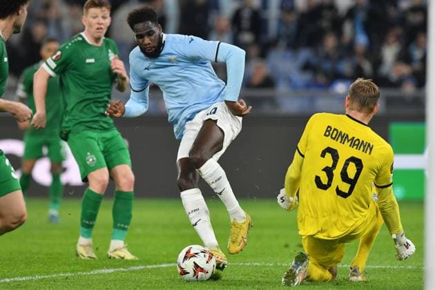 Sport Bilder des Tages Soccer, Europa League qualifying round , SS Lazio v Ludogorets Boulaye Dia of SS Lazio ,Hendrik Bonmann of Ludogorets Razgrad during the Europa League qualifying round - 5th leg match between SS Lazio v Fc Ludogorets at Olympic stadium, Italy, Nov 28th, 2024. Imago-Images Emmefoto Copyright: xImago-Images Emmefotox