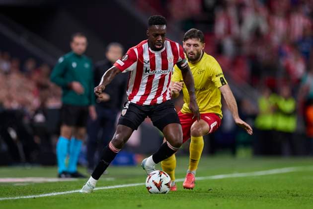 Athletic Club v IF Elfsborg - Europa League 2024 25 League Phase Inaki Williams of Athletic Club competes for the ball with Arber Zeneli of IF Elfsborg during the Europa League match between Athletic Club and IF Elfsborg at San Mames on November 28, 2024, in Bilbao, Spain. Bilbao San Mames Basque Country Spain RL_ATHvIFE_000054 Copyright: xRicardoxLarreinax