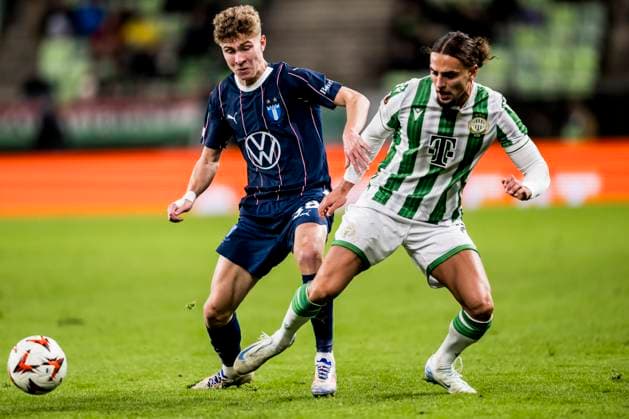 241128 Hugo Bolin of Malmö FF during the UEFA Europa League football match between Ferencvaros and Malmö FF on November 28, 2024 in Budapest Photo Petter Arvidson BILDBYRAN kod PA PA0935 fotboll football soccer fotball uefa europa league europa league malmö ff ferencvaros bbeng  Copyright: PETTERxARVIDSON BB241128PA144
