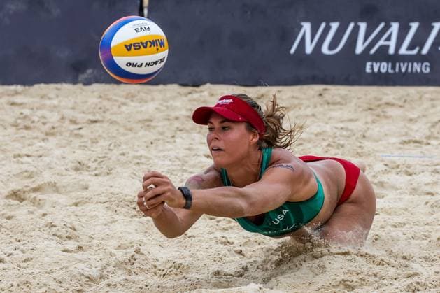 (241129) -- LAGUNA PROVINCE, Nov. 29, 2024 -- Hailey Harward of the United States tries to save the ball during the women s pool E match between the United States and Germany at the 2024 Volleyball World Beach Pro Tour Challenge in Laguna Province, the Philippines, Nov. 29, 2024. ) (SP)PHILIPPINES-LAGUNA PROVINCE-VOLLEYBALL WORLD BEACH PRO TOUR CHALLENGE RouellexUmali 