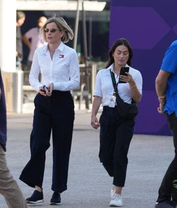 29 11 2024, Losail International Circuit, Doha, Formula 1 Qatar Airways Qatar Grand Prix 2024 ,in the picture Susie Wolff, wife of team principal and managing director Toto Wolff Mercedes AMG Petronas F1 Team Photo by Hasan Bratic DeFodi Images Defodi 506 20241129 hbr 0939
