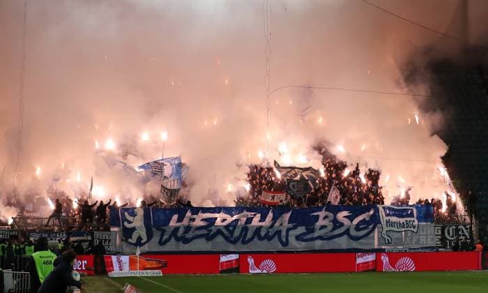 Pyrotechnics, Bengalos, fireworks in the Berlin guest fan block Sport Football Soccer 2 Bundesliga Men 14 Matchday Season 2024 2025 29 11 2024 1 FC Magdeburg FCM vs Hertha BSC Berlin DFL regulations prohibit any use of photographs as image sequences and or quasi video