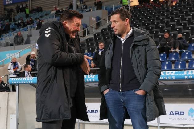 29 11 2024, xgox, Fußball 2 Bundesliga, 1 FC Magdeburg Hertha BSC Berlin emspor, v l Christian Titz Magdeburg, Trainer , Benjamin Weber Hertha, Sportdirektor DFL DFB REGULATIONS PROHIBIT ANY USE OF PHOTOGRAPHS as IMAGE SEQUENCES and or QUASI VIDEO Magdeburg