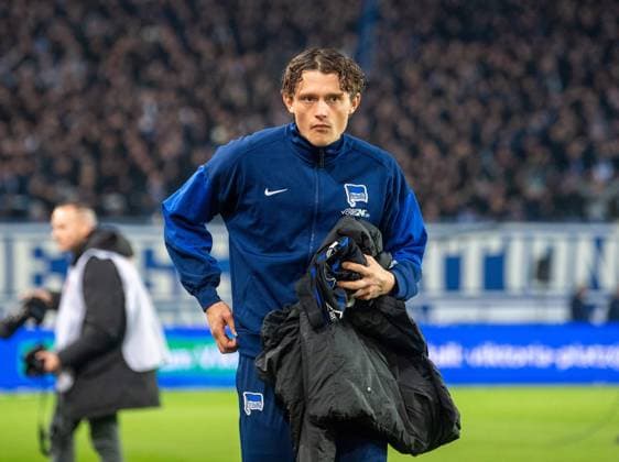 Soccer, Men, Season 2024 2025, 2 Bundesliga 14 Matchday , 1 FC Magdeburg Hertha BSC, Fabian Reese Hertha BSC on the bench, 29 11 2024, Copyright: xSebastianxRäppold MatthiasxKochx