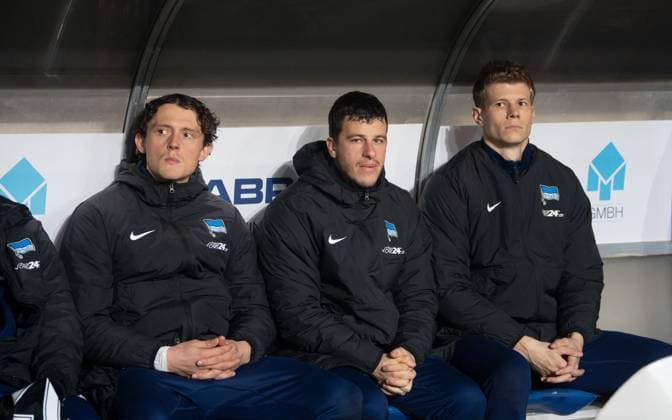 Soccer, Men, Season 2024 2025, 2 Bundesliga 14 Matchday , 1 FC Magdeburg Hertha BSC, f l Fabian Reese Hertha BSC , Diego Demme Hertha BSC , Luca Schuler Hertha BSC on the bench, 29 11 2024, Copyright: xSebastianxRäppold MatthiasxKochx