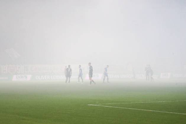 Sport Themen der Woche KW48 Sport Bilder des Tages 29.11.2024, xgox, Fussball 2. Bundesliga, 1. FC Magdeburg - Hertha BSC Berlin emspor, v.l. Symbolfoto, Symbolbild, Symbol Nebel Rauch Pyro (DFL DFB REGULATIONS PROHIBIT ANY USE OF PHOTOGRAPHS as IMAGE SEQUENCES and or QUASI-VIDEO) Magdeburg *** 29 11 2024, xgox, Fußball 2 Bundesliga, 1 FC Magdeburg Hertha BSC Berlin emspor, v l symbol photo, symbol image, symbol fog smoke pyro DFL DFB REGULATIONS PROHIBIT ANY USE OF PHOTOGRAPHS as IMAGE SEQUENCES and or QUASI VIDEO Magdeburg