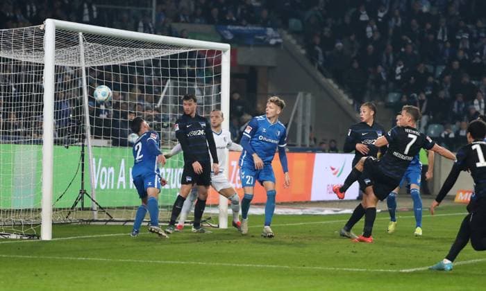 Florian Niederlechner scores the goal for 1 2 Sport Football Soccer 2 Bundesliga Men 14 Matchday Season 2024 2025 29 11 2024 1 FC Magdeburg FCM vs Hertha BSC Berlin DFL regulations prohibit any use of photographs as image sequences and or quasi video