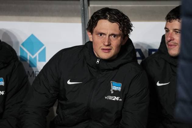 Fabian Reese Hertha BSC Berlin,11 2 Soccer Bundesliga Season 2024 2025 1 FC Magdeburg vs Hertha BSC Berlin at the Avnet Arena in Magdeburg Soccer,Man,Men,Germany,29 11 2024