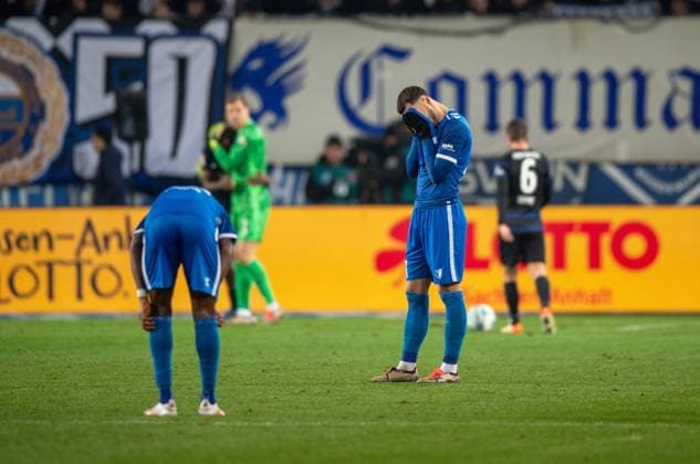 Football, Men, Season 2024 2025, 2 Bundesliga 14 Matchday , 1 FC Magdeburg Hertha BSC, f l Pierre Nadjombe 1 FC Magdeburg , Falko Michel 1 FC Magdeburg , Disappointment after final whistle, 29 11 2024, Copyright: xSebastianxRäppold MatthiasxKochx