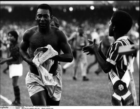 Archivbilder der Woche SPORT KW48 PELE PELE RIO DE JANEIRO 18 07 1971 BRAZIL JUGOSLAVIA  Copyright: xInterfotox 10046294-007