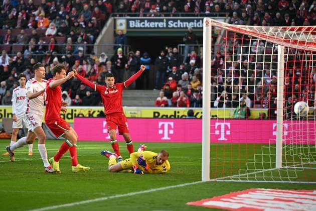 Koeln, Rheinenergiestadion, 30 11 24, GER, Herren, 2 Bundesliga, Saison 2024 2025, 1 FC Koeln Hannover 96 Bild Jessic NGANKAM Hannover macht das Tor zum 0 1 Only for editorial use DFL regulations prohibit any use of photographs as image sequences and or quasi video NRW Germany