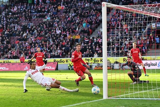 Damion Downs 1 FC Koeln scores his team™s second goal during the 2 Bundesliga match between 1 FC Köln and Hannover 96 at RheinEnergieStadion on November 30, 2024 in Cologne, Germany Photo by Ralf Treese DeFodi Images Damion Downs 1 FC Koeln scores his team™s second goal during the 2 Bundesliga match between 1 FC Köln and Hannover 96 at RheinEnergieStadion on November 30, 2024 in Cologne, Germany Photo by Ralf Treese DeFodi Images DFB DFL REGULATIONS PROHIBIT ANY USE OF PHOTOGRAPHS AS IMAGE SEQUENCES AND OR QUASI VIDEO Defodi 521 KOEH9620241130 036 Defodi-521 DFB DFL REGULATIONS PROHIBIT ANY USE OF PHOTOGRAPHS AS IMAGE SEQUENCES AND OR QUASI-VIDEO.