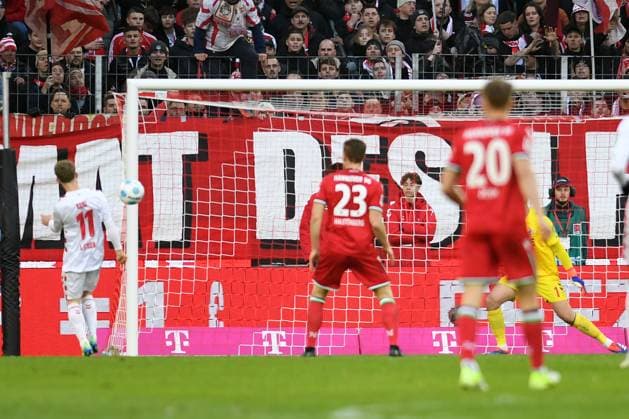 Florian Kainz 1 FC Koeln own goal for 2 2 during the 2 Bundesliga match between 1 FC Köln and Hannover 96 at RheinEnergieStadion on November 30, 2024 in Cologne, Germany Photo by Ralf Treese DeFodi Images Florian Kainz 1 FC Koeln own goal during the 2 Bundesliga match between 1 FC Köln and Hannover 96 at RheinEnergieStadion on November 30, 2024 in Cologne, Germany Photo by Ralf Treese DeFodi Images DFB DFL REGULATIONS PROHIBIT ANY USE OF PHOTOGRAPHS AS IMAGE SEQUENCES AND OR QUASI VIDEO Defodi 521 KOEH9620241130 039 Defodi-521 DFB DFL REGULATIONS PROHIBIT ANY USE OF PHOTOGRAPHS AS IMAGE SEQUENCES AND OR QUASI-VIDEO.
