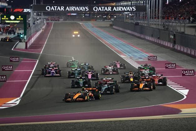 F1 Grand Prix Of Qatar 2024 Sprint Start of Sprint ahead of the Formula 1 Grand Prix of Qatar at Lusail International Circuit in Lusail, Qatar on November 30, 2024. Lusail Qatar  Copyright: xJakubxPorzyckix originalFilename:porzycki-f1grandp241130_nppYy.jpg