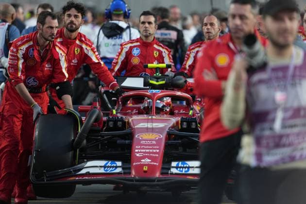 30 11 2024, Losail International Circuit, Doha, Formula 1 Qatar Airways Qatar Grand Prix 2024 ,in the picture Carlos Sainz Jr ESP , Scuderia Ferrari HP Photo by Hasan Bratic DeFodi Images Defodi 506 20241130 hbr 0382 Defodi-506