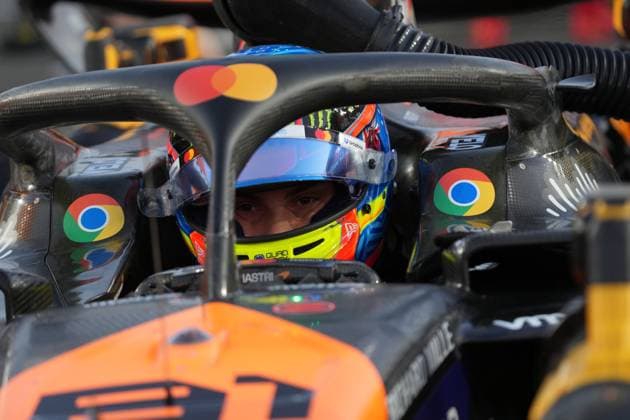 30 11 2024, Losail International Circuit, Doha, Formula 1 Qatar Airways Qatar Grand Prix 2024 ,in the picture Oscar Piastri AUS , McLaren F1 Team Photo by Hasan Bratic DeFodi Images Defodi 506 20241130 hbr 0424 Defodi-506