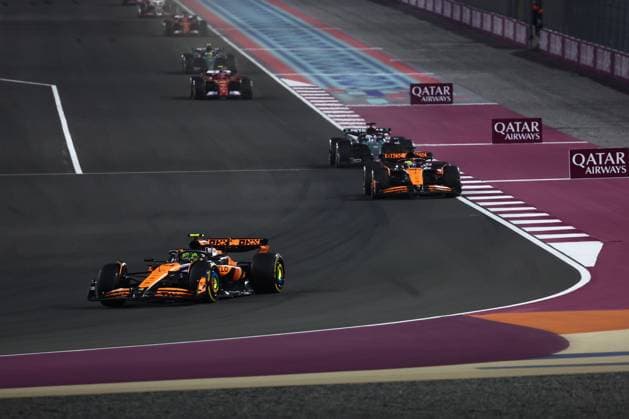F1 Grand Prix Of Qatar 2024 Sprint Lando Norris and Oscar Piastri of McLaren during Sprint ahead of the Formula 1 Grand Prix of Qatar at Lusail International Circuit in Lusail, Qatar on November 30, 2024. Lusail Qatar  Copyright: xJakubxPorzyckix originalFilename:porzycki-f1grandp241130_npRZu.jpg