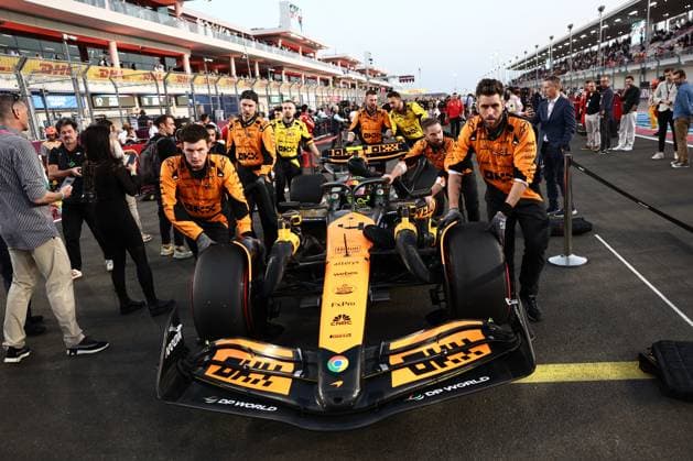 F1 Grand Prix Of Qatar 2024 Sprint Lando Norris of McLaren before Sprint ahead of the Formula 1 Grand Prix of Qatar at Lusail International Circuit in Lusail, Qatar on November 30, 2024. Lusail Qatar  Copyright: xJakubxPorzyckix originalFilename:porzycki-f1grandp241130_npz7q.jpg