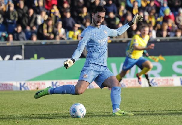 Goalkeeper Marko Johansson Eintracht Braunschweig Football, Men, Season 2024 2025 2 BL, Eintracht Stadion, Eintracht Braunschweig vs SSV Jahn Regensburg, 0 0 DFL REGULATIONS PROHIBIT ANY USE OF PHOTOGRAPHS AS IMAGE SEQUENCES AND OR QUASI VIDEO