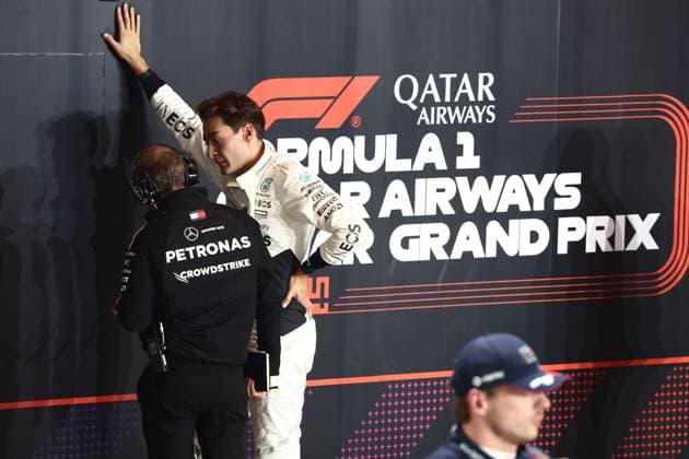 Formel 1, GP Katar in Losail, Qualifying F1 Grand Prix Of Qatar 2024 Qualifying George Russell of Mercedes and Max Verstappen of Red Bull Racing after qualifying ahead of the Formula 1 Grand Prix of Qatar at Lusail International Circuit in Lusail, Qatar on November 30, 2024. Lusail Qatar  Copyright: xJakubxPorzyckix originalFilename:porzycki-f1grandp241130_npnEu.jpg