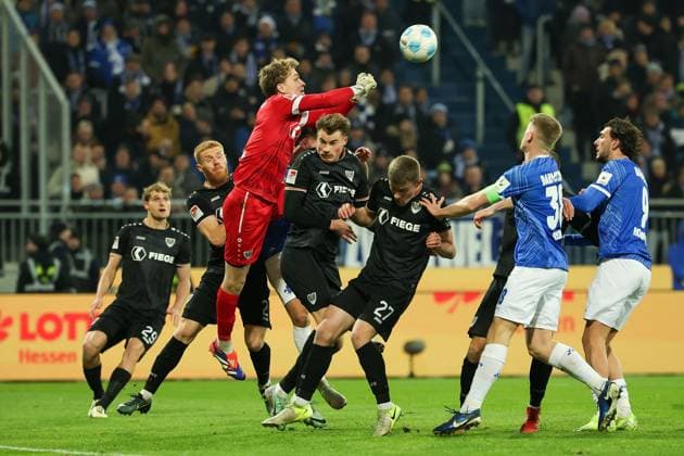 2024 11 30 xJFAx 2 Bundesliga SV Darmstadt 98 Preußen Münster v l , goalkeeper Johannes Schenk Preußen Münster clarifies DFL DFB REGULATIONS PROHIBIT ANY USE OF PHOTOGRAPHS as IMAGE SEQUENCES and or QUASI VIDEO Copyright: JoaquimxFerreira