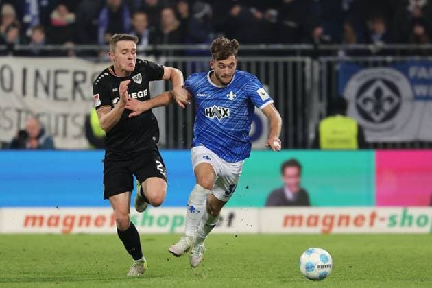 2024 11 30 xJFAx 2 Bundesliga SV Darmstadt 98 Preußen Münster v l , Jano Ter Preußen Münster , Kilian Julian Corredor SV Darmstadt 98 Zweikampf, Action, Aktion, Battles for the Ball DFL DFB REGULATIONS PROHIBIT ANY USE OF PHOTOGRAPHS as IMAGE SEQUENCES and or QUASI VIDEO Copyright: JoaquimxFerreira
