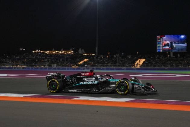 MOTORI - Formula 1 - Formula 1 Qatar Airways - Qatar Grand Prix 2024 - Sprint Race George Russell (GBR) - Mercedes-AMG PETRONAS F1 Team - Mercedes W15 - Mercedes E Performance 30.11.2024, Lusail International Circuit, Doha, Formula 1 Qatar Airways Qatar Grand Prix 2024 Qatar Qatar  Copyright: xIPAxSport ABACAx
