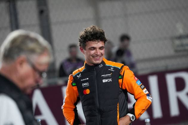 MOTORI - Formula 1 - Formula 1 Qatar Airways - Qatar Grand Prix 2024 - Sprint Race Lando Norris (GBR) - McLaren Formula 1 Team - McLaren MCL38 - Mercedes 30.11.2024, Lusail International Circuit, Doha, Formula 1 Qatar Airways Qatar Grand Prix 2024 Qatar Qatar  Copyright: xIPAxSport ABACAx