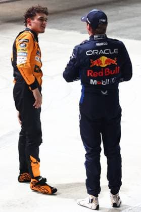 Formel 1, GP Katar in Losail, Qualifying F1 Grand Prix Of Qatar 2024 Qualifying Lando Norris of McLaren and Max Verstappen of Red Bull Racing after qualifying ahead of the Formula 1 Grand Prix of Qatar at Lusail International Circuit in Lusail, Qatar on November 30, 2024. Lusail Qatar  Copyright: xJakubxPorzyckix originalFilename:porzycki-f1grandp241130_npK5O.jpg