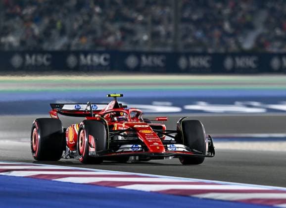 Formel 1, GP Katar in Losail, Qualifying Formula One Qatar Grand Prix - Qualifying Race Spanish Formula One driver Carlos Sainz of Ferrari in action during the Qualifying for the F1 Grand Prix of Qatar at Lusail International Circuit in Lusail, Qatar, on November 30, 2024 DOHA Qatar Copyright: xNOUSHADx