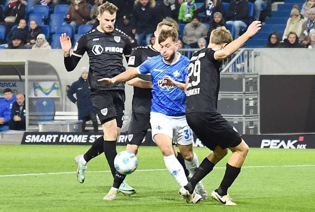 30 11 2024, xhbx, Soccer 2 Bundesliga, SV Darmstadt 98 Preussen Münster emspor, v l Killian Corredor SV Darmstadt 98 , Lukas Frenkert Preußen Münster DFL DFB REGULATIONS PROHIBIT ANY USE OF PHOTOGRAPHS as IMAGE SEQUENCES and or QUASI VIDEO Darmstadt