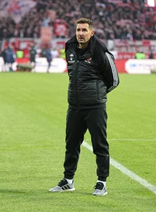 01 12 2024 Soccer Season 2024 2025 2 Soccer Bundesliga 14 Matchday 1 FC Nürnberg FCN Club Fortuna Düsseldorf 1895 F95 Sportfoto Zink DaMa xdaxmax DFL regulations prohibit any use of photographs as image sequences and or quasi video only for editorial use Miroslav Miro Klose Trainer 1 FC Nürnberg FCN disappointed Disappointment after the end of the match