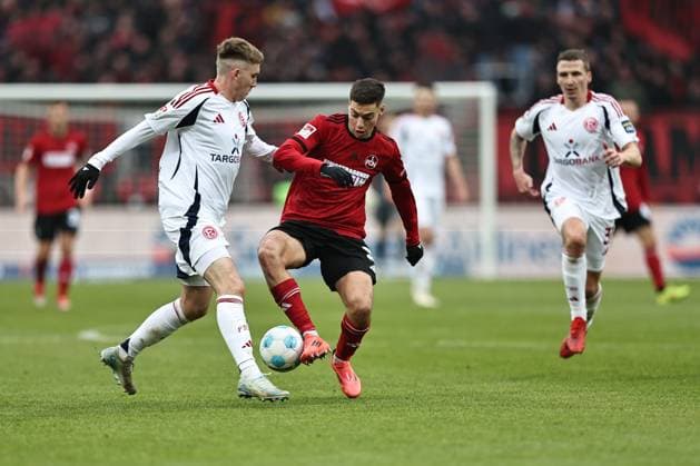 Stefanos Tzimas, FCN, in the first round match of the 2024 2025 season between 1 FC Nuremberg and Fortuna Düsseldorf in Nuremberg 31 08 2024