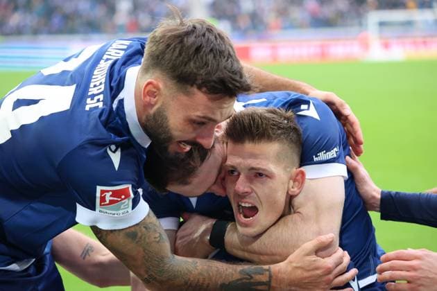 01 12 2024, Soccer, Men, 2 Bundesliga, Season 2024 2025, Karlsruher SC Hamburger SV, Goal celebration for the supposed 2 1, Goalscorer Marvin Wanitzek Karlsruher SC Karlsruhe BBBank Wildpark Baden Württemberg Germany EN Copyright: xSebastianxBachx