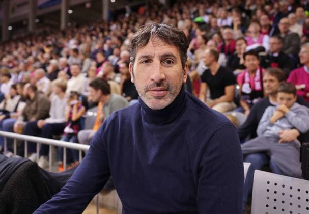 Basketball national coach Alex Mumbru at the match between Telekom Baskets Bonn and ratiopharm Ulm 10 Matchday Season 2024 25